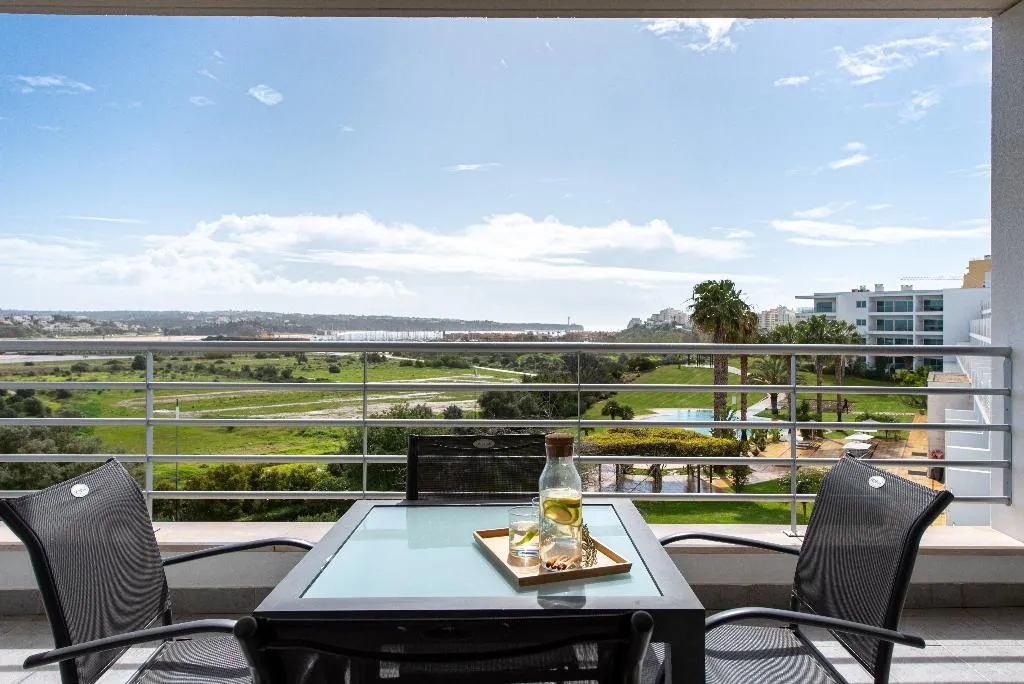 APARTMENT DUPLEX WITH VIEWS Room, Vista Marina Apartamentos Turisticos, Algarve