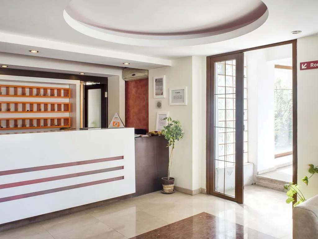 Lobby, Berksoy Hotel, Izmir