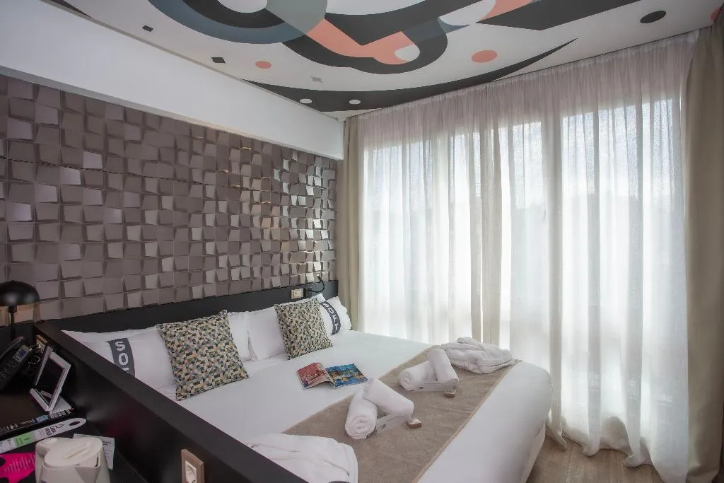 Double or Twin CITY VIEW Room, Casual Kubic Athens, Athens