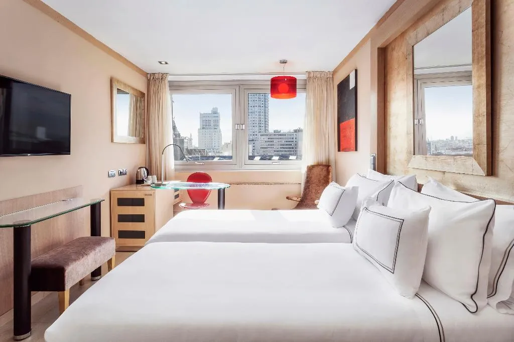 Double or Twin QUEEN SIZE BED Room, Melia Madrid Princesa, Madrid
