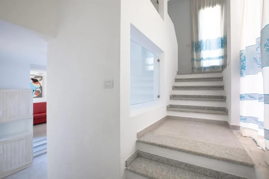 VILLA CAPACITY 8 Room, Cormoran Hotel & Residence, Cagliari