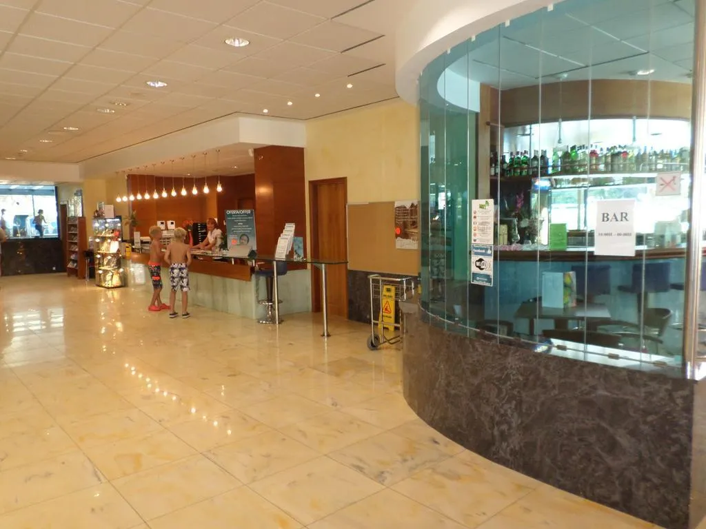 Lobby, Blaucel, Costa Brava