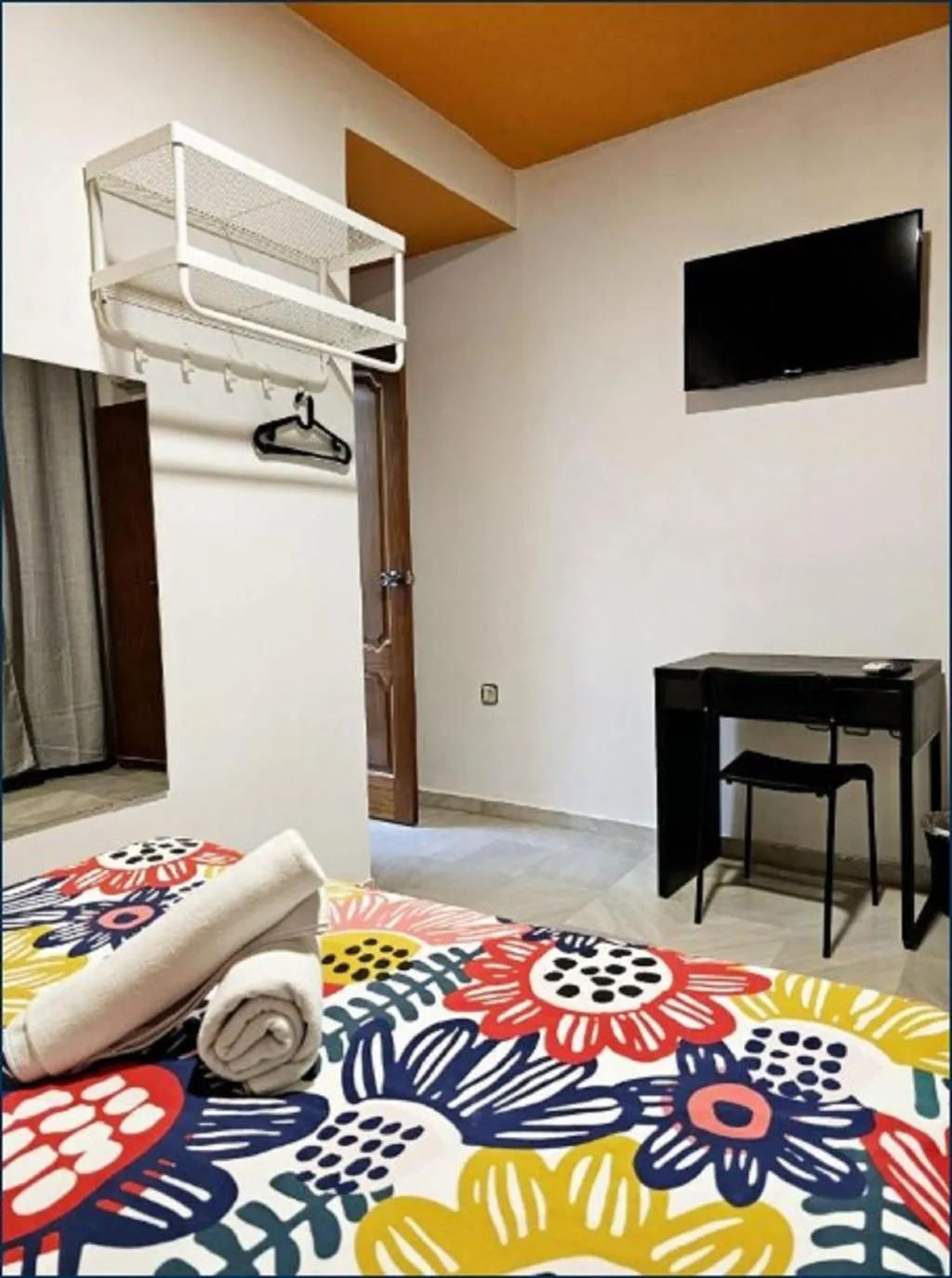 QUADRUPLE CAPACITY 4 Room, Arc House Plaza, Seville