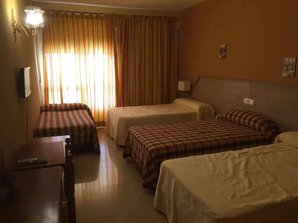 QUADRUPLE STANDARD Room, Manzanares, Madrid
