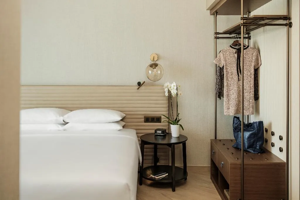 SUITE ONE BEDROOM Room, Hyatt Centric Malta, Malta