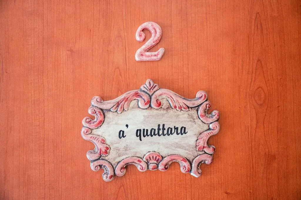 Room, B&B Marranzano, Catania