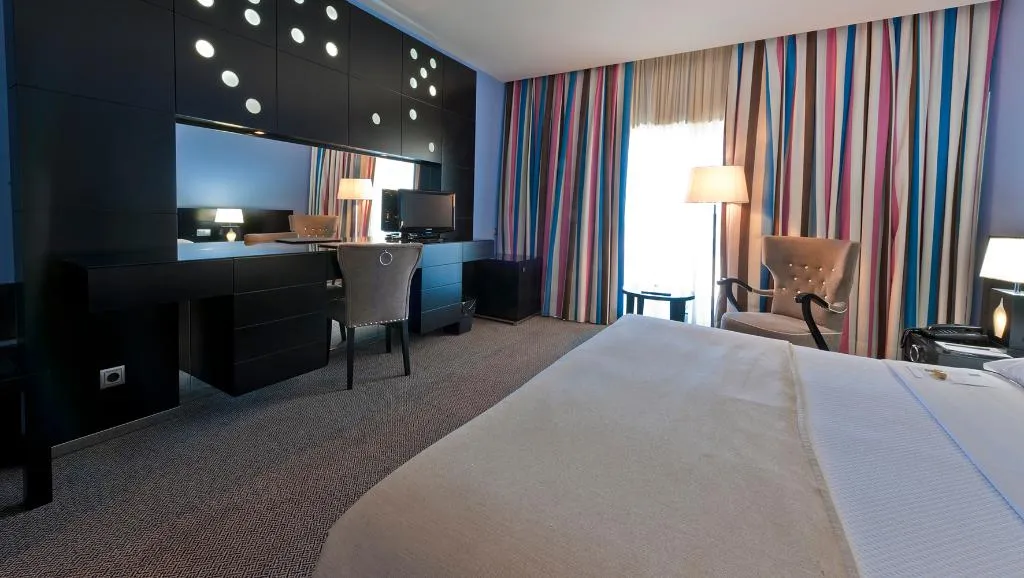 DOUBLE DELUXE Room, Casino Chaves, Porto