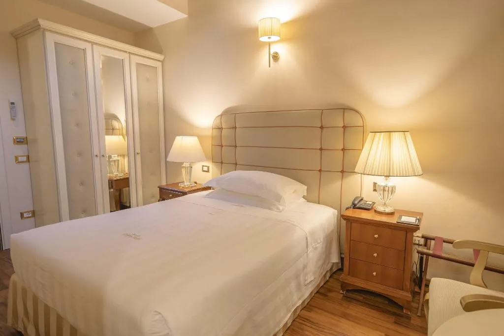 SINGLE BASIC Room, Golden Tower Hotel & Spa, Florence