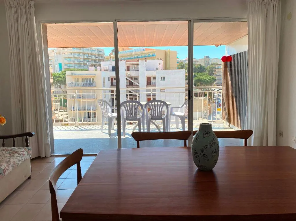 APARTMENT CAPACITY 6 Room, Santa Rosa, Costa Dorada