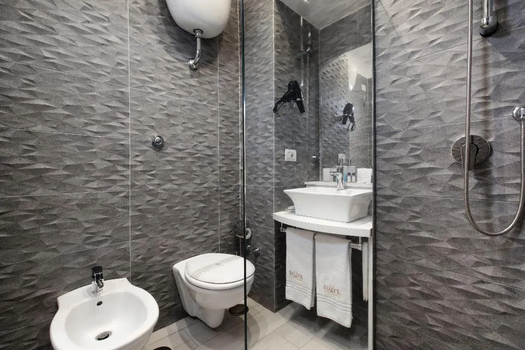 DOUBLE DELUXE Room, Suite Dei Catalani, Naples