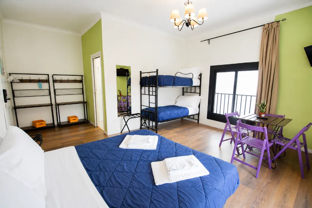 DOUBLE DELUXE Room, Ostello Bello Napoli, Naples