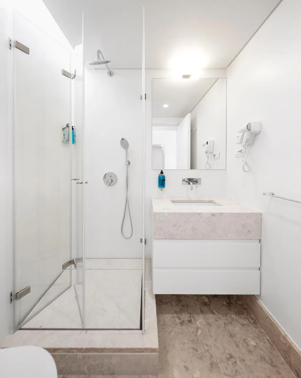 APARTMENT ONE BEDROOM Room, Lisbon Serviced Apartments Benformos, Lisbon