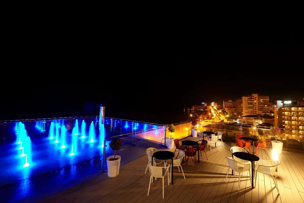 Terrace, Hotel Las Arenas Affiliated by Meliá, Costa Del Sol