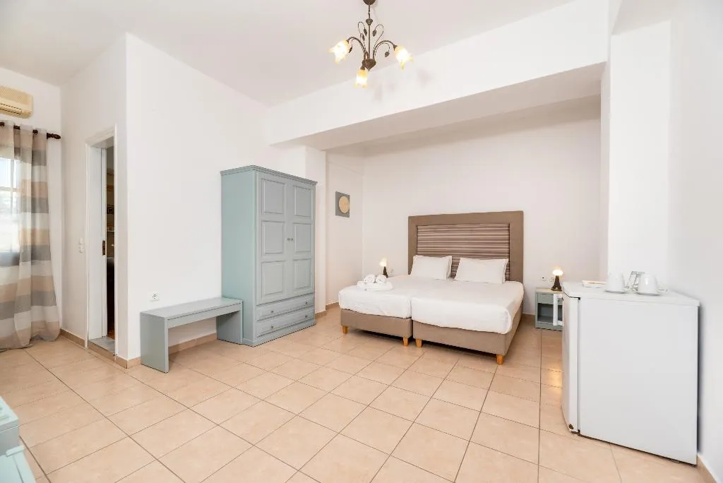 Double or Twin STANDARD Room, Maistros Village, Santorini
