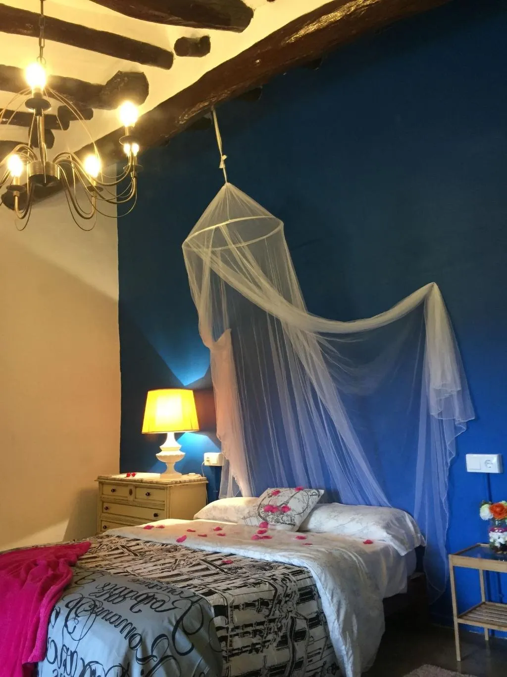 Room, La Bodega, Valencia
