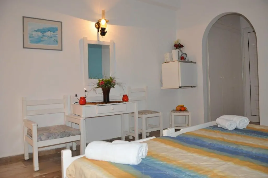 Room, Alexandra Rooms, Crete