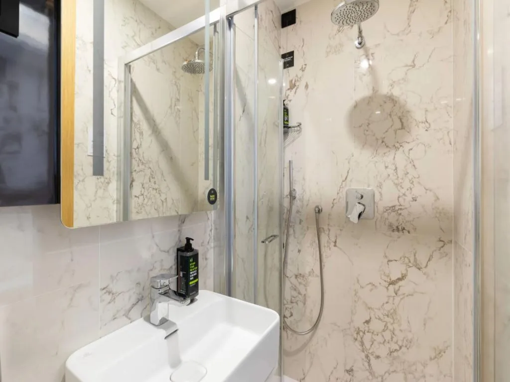 DOUBLE SUPERIOR Room, B&b Hotel Roma Italia Viminale, Rome
