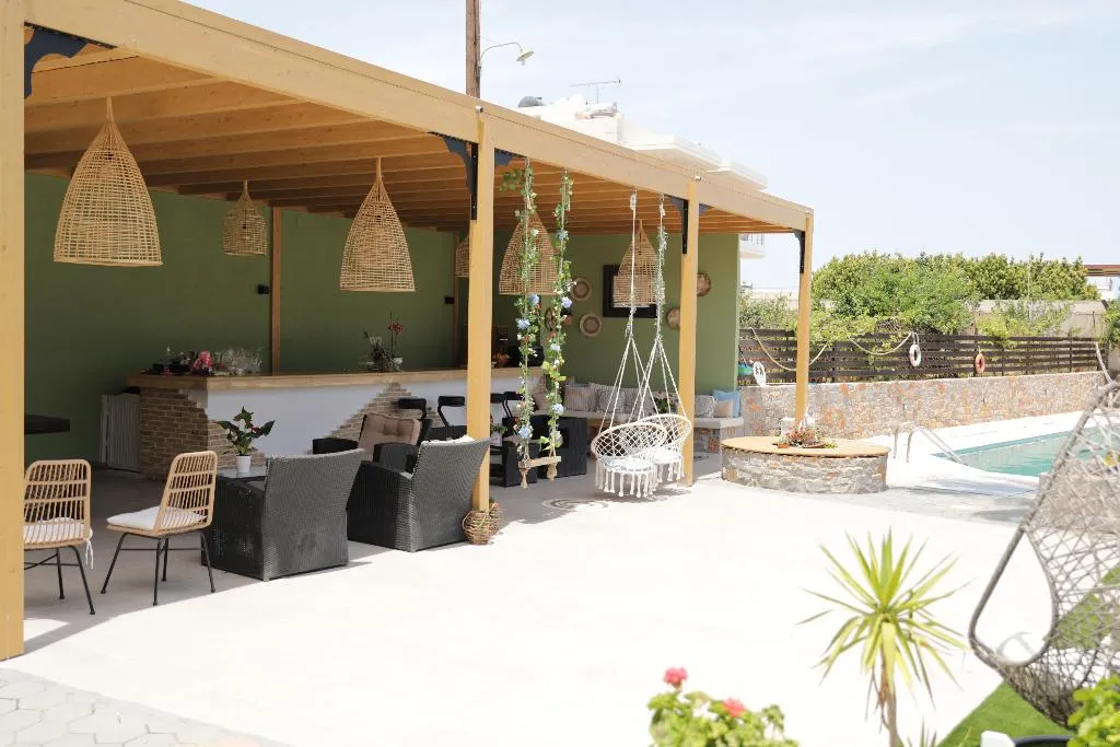 Bar, Maria Apartments "by Checkin", Crete
