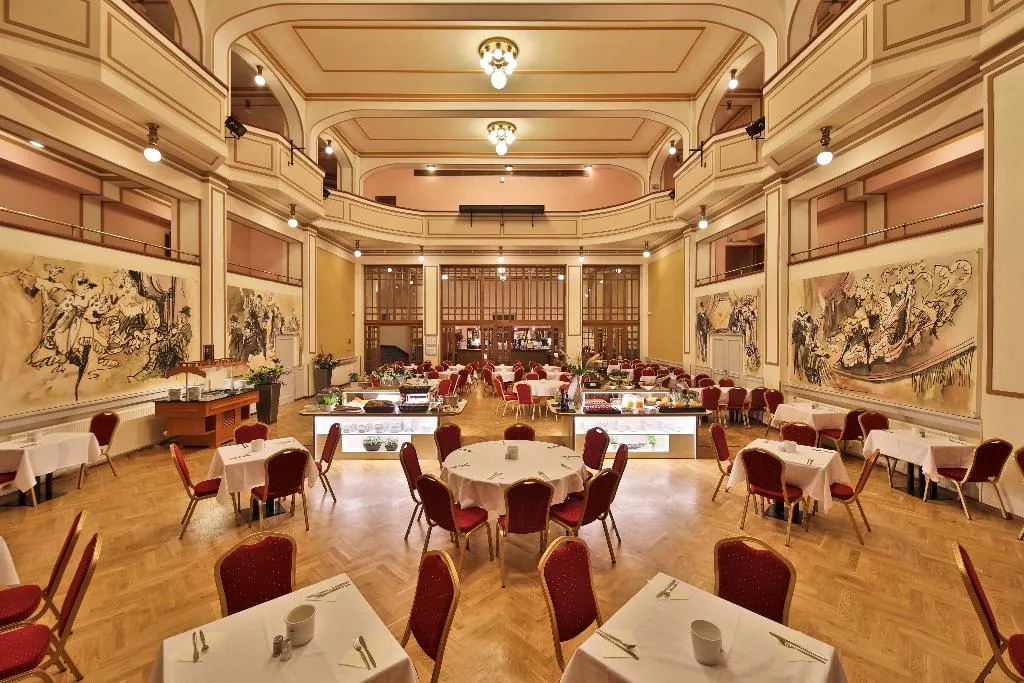 Restaurant, Ariston & Ariston Patio Hotel Prague, Prague