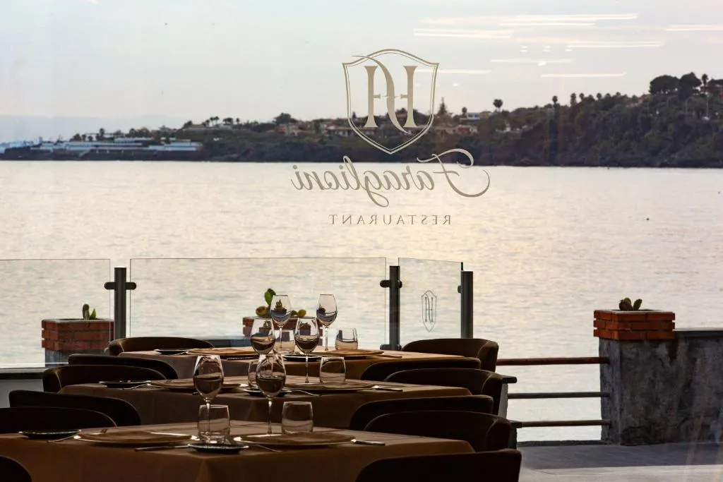 Restaurant, Grand Hotel Faraglioni, Catania