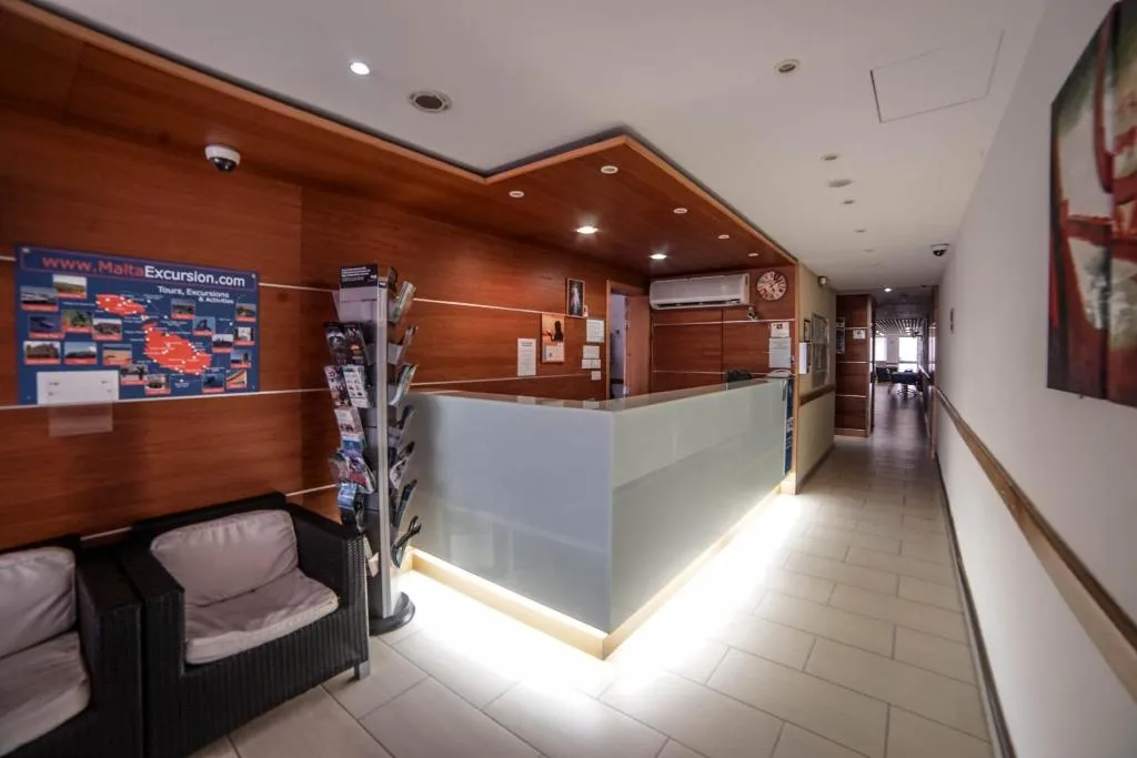 Lobby, Cardor Holiday Complex, Malta