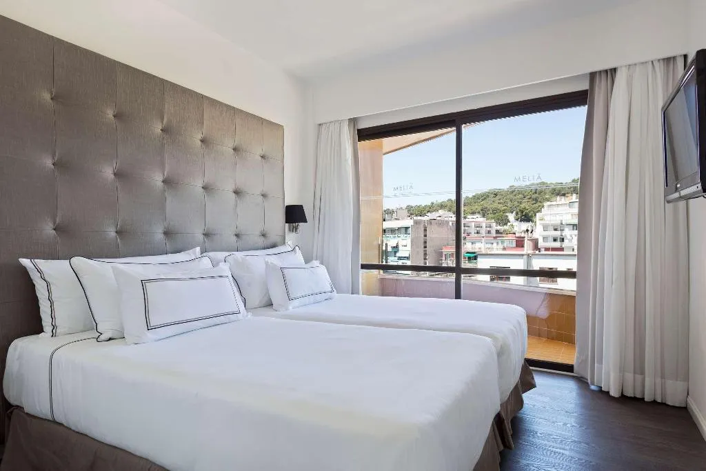 FAMILY ROOM STANDARD Room, Melia Palma Marina, Majorca