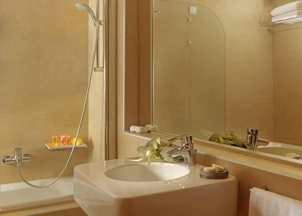 DOUBLE EXECUTIVE Room, Elefsina Hotel, Athens