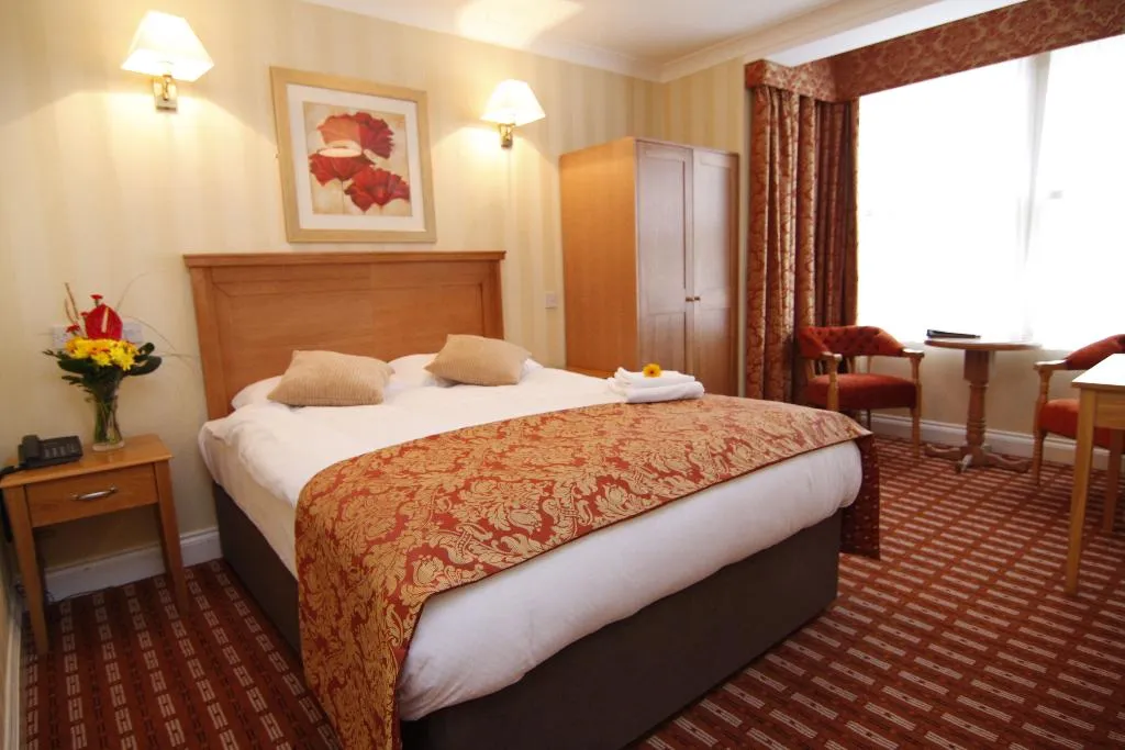 General view, Castle Hotel, Dublin