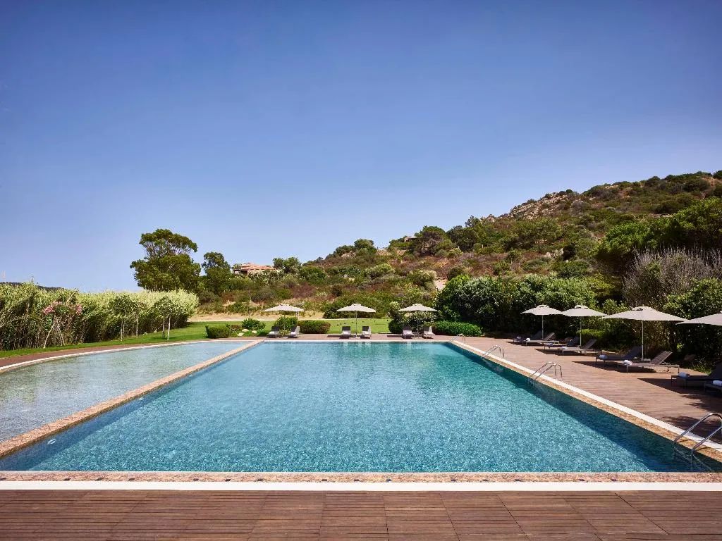 Pool, Baia di Chia Resort Sardinia, Curio Collection, Cagliari