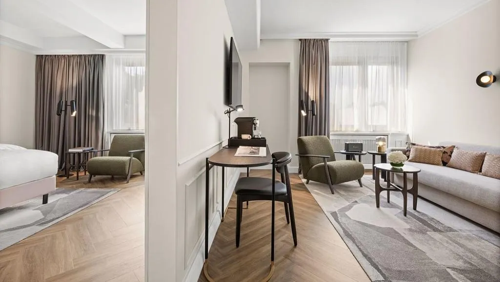 SUITE ONE BEDROOM Room, Vignette Collection Bristol Berlin, Berlin