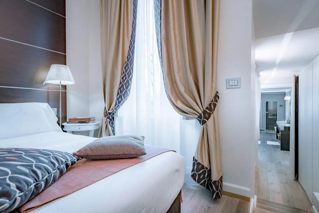 DOUBLE DELUXE Room, TownHouse 33, Milan