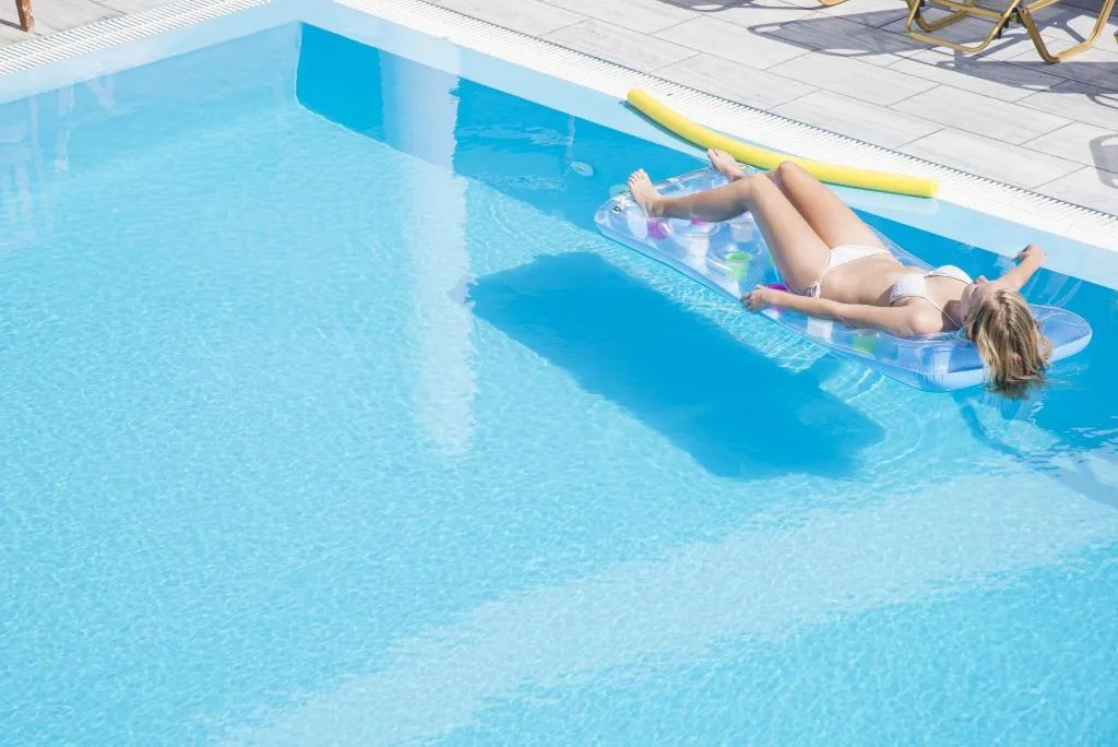 Pool, Blue Waves, Santorini