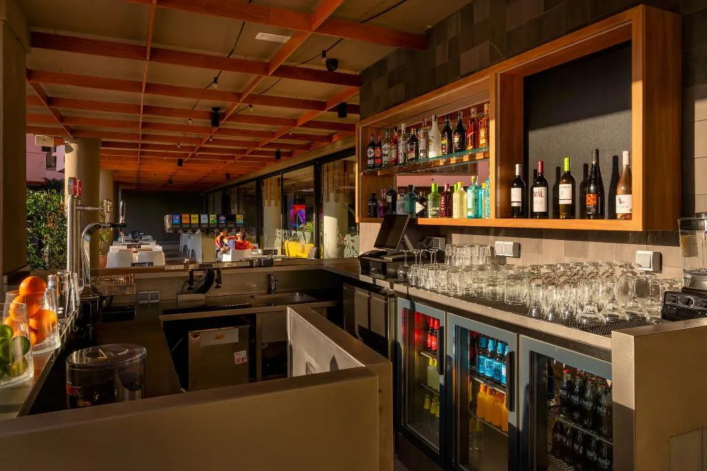 Bar, AQUA Hotel The Breeze & Spa - Adults Only +18, Costa Brava