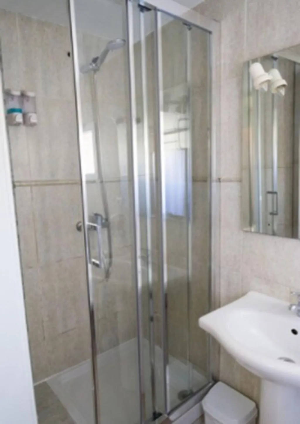 Room, Nwt Central Station Valencia, Valencia