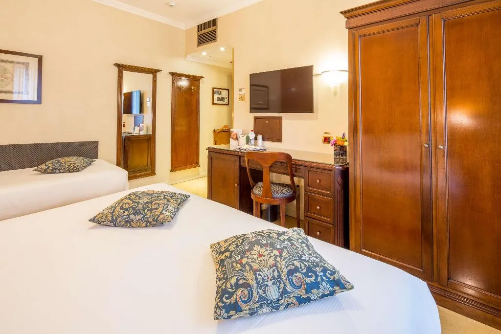 DOUBLE SUPERIOR Room, UNA HOTELS Galles Milano, Milan