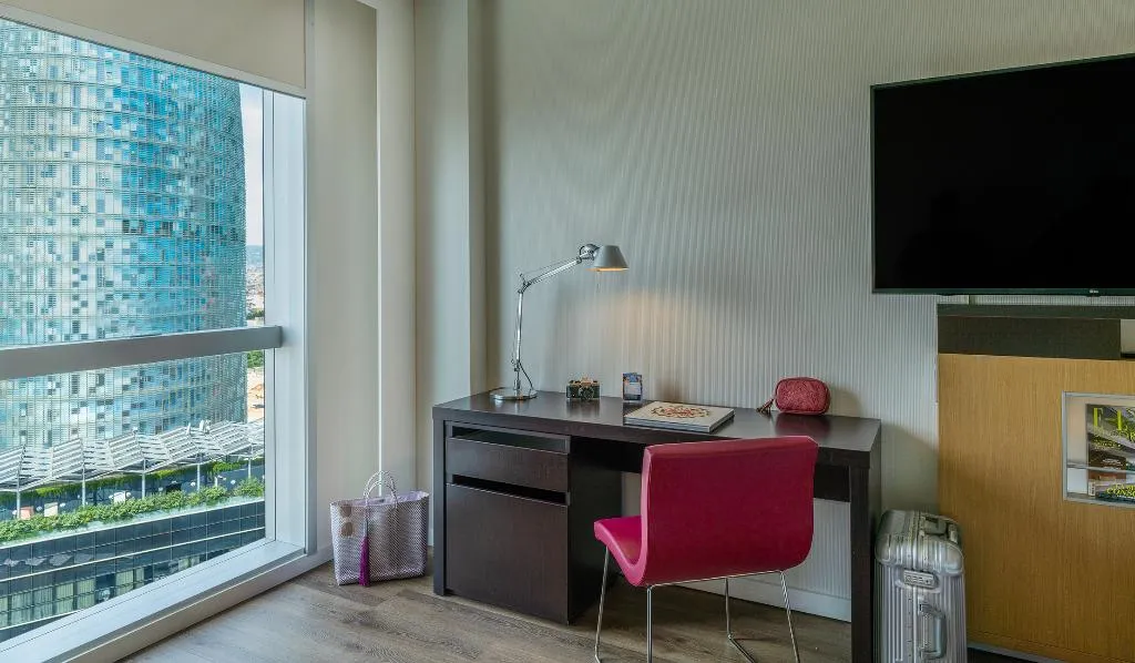 DOUBLE SUPERIOR Room, Novotel Barcelona City, Barcelona