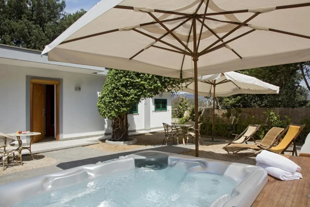 SUITE TWO BEDROOMS ONE BATHROOM Room, Montespina Park Hotel, Naples