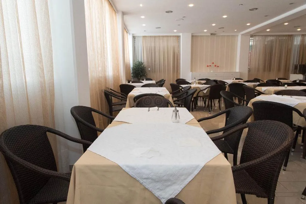 Restaurant, Pefkos Breeze, Rhodes
