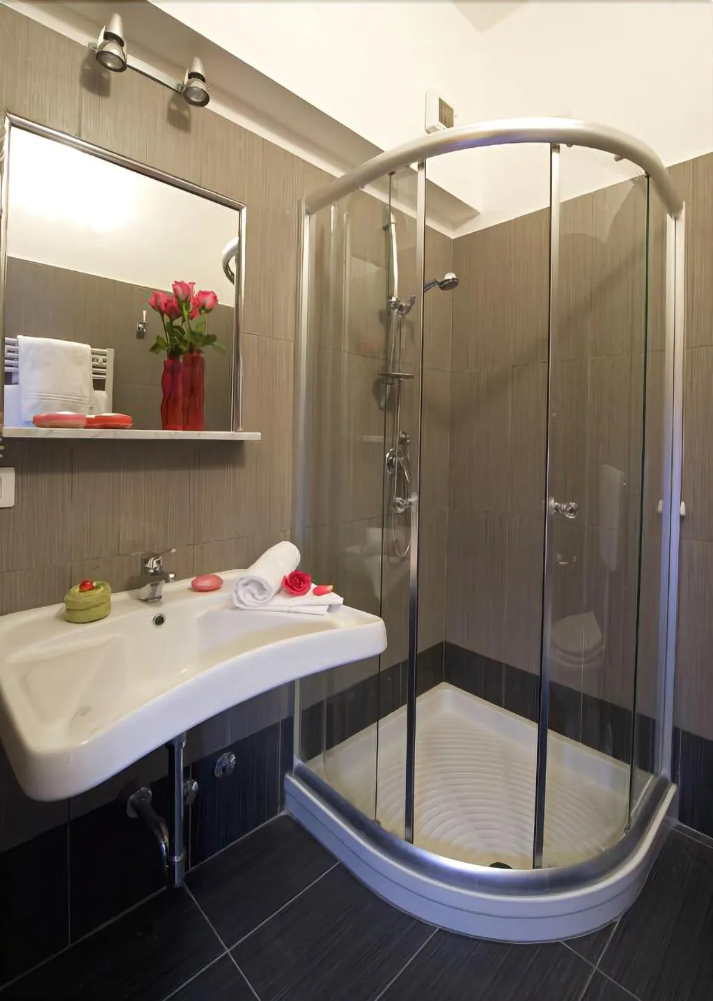 Room, Hotel Sabatino, Milan