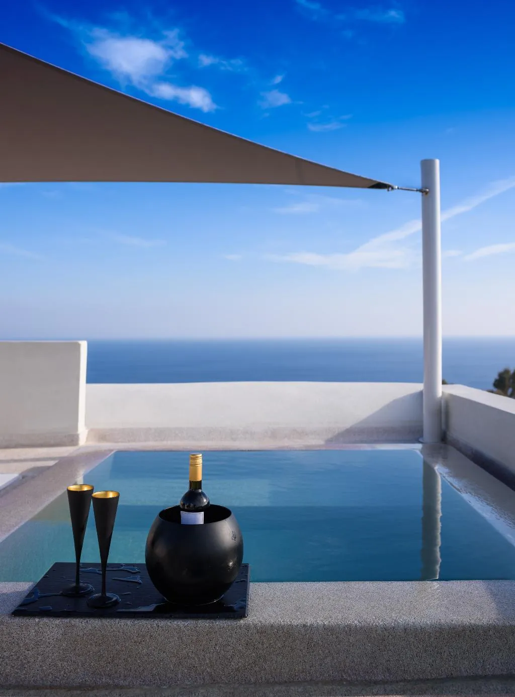 SUITE STANDARD Room, Potnia Theron Suites, Santorini