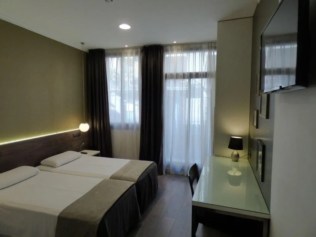 Room, Moderno, Barcelona
