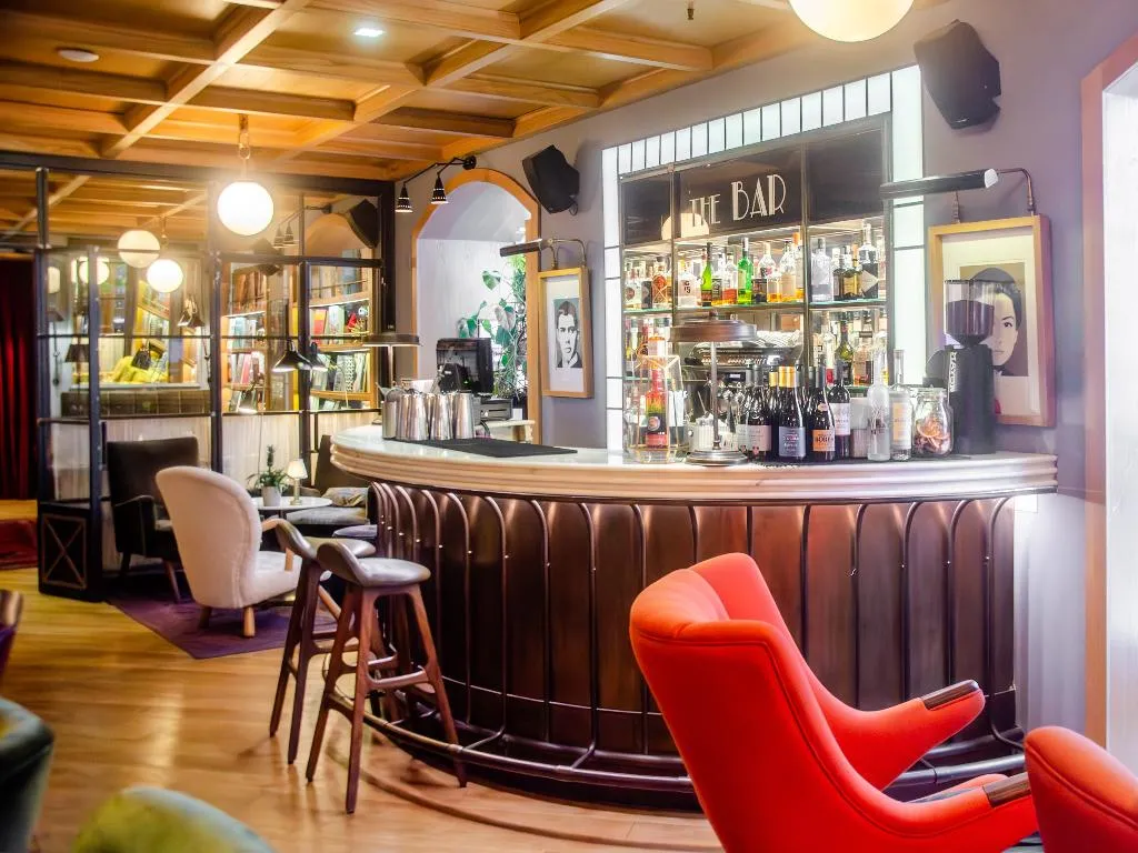 Bar, Browns Central Hotel, Lisbon