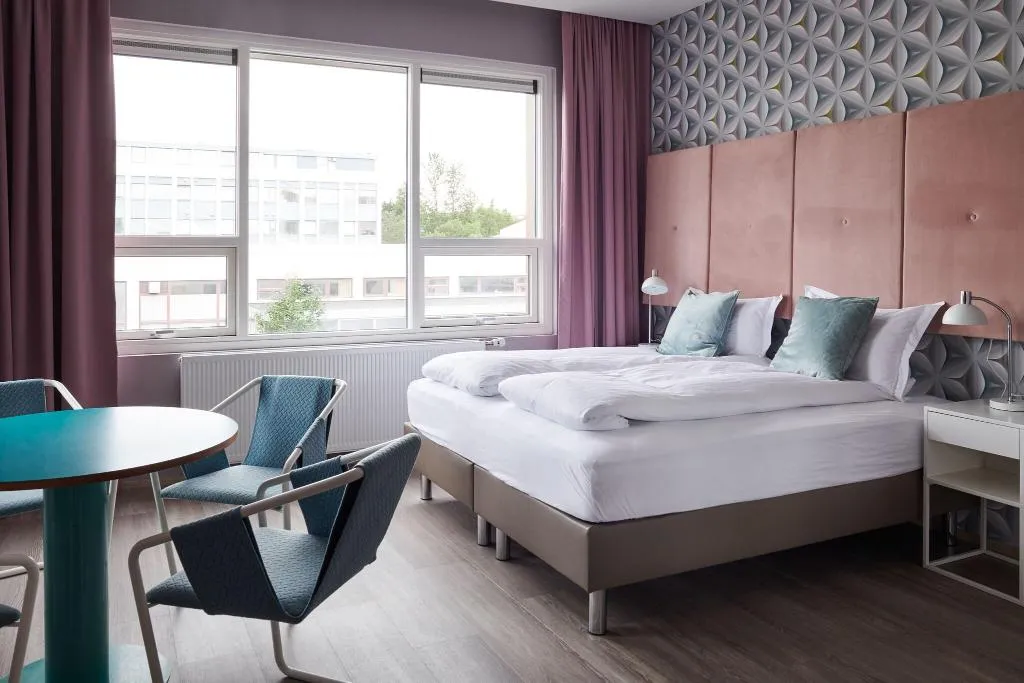 TRIPLE WITH KITCHENETTE Room, Oddsson Hotel, Reykjavik