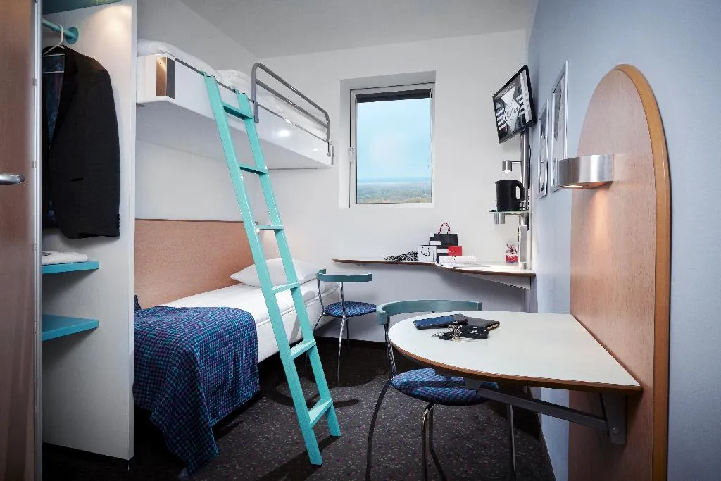 Double or Twin ECONOMY Room, Cabinn Metro, Copenhagen