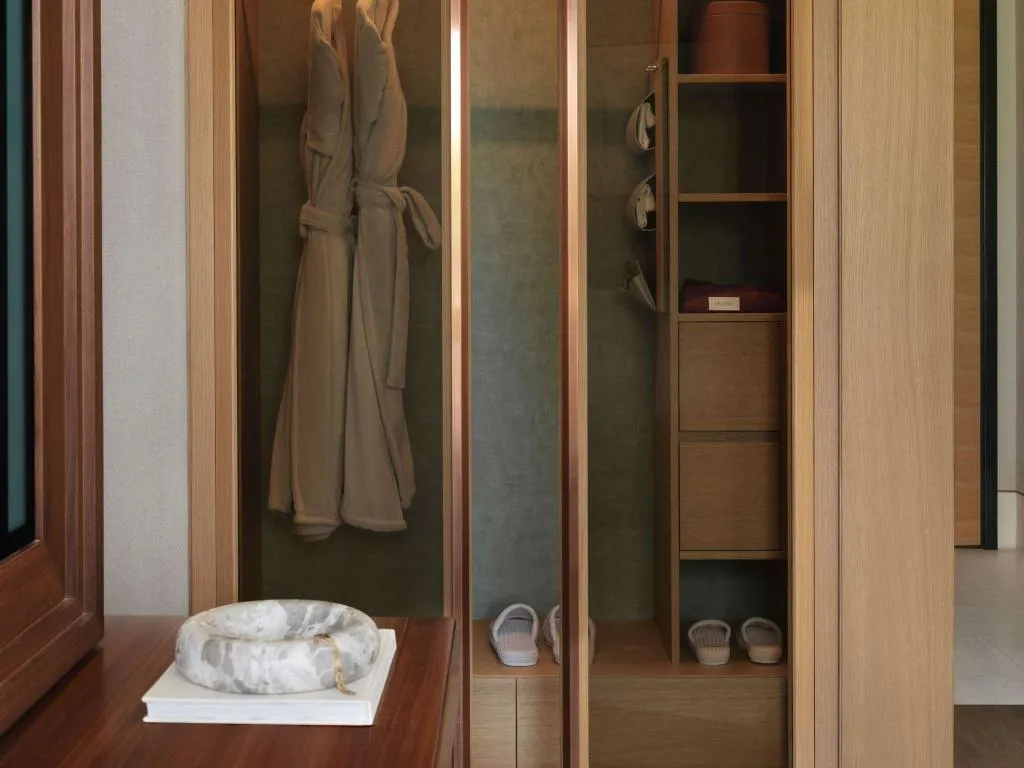 TWIN GUEST ROOM Room, Delano Dubai, Dubai