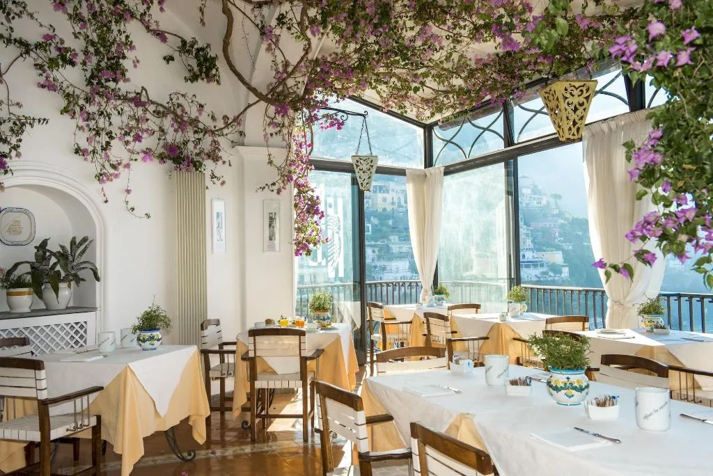 Restaurant, Miramare, Naples