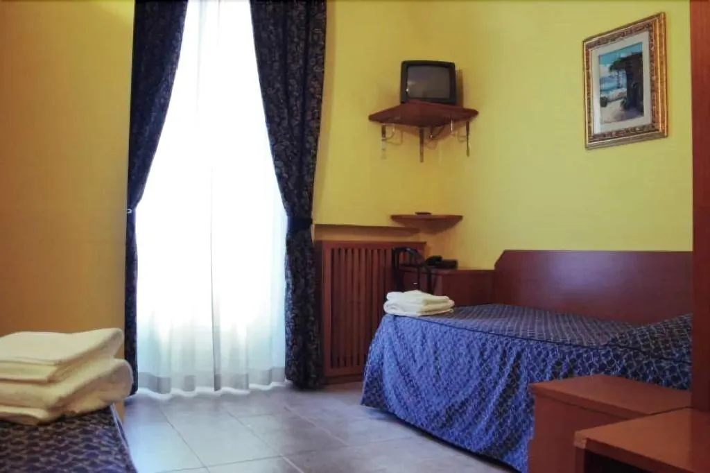 Room, Hotel Aurelia, Milan