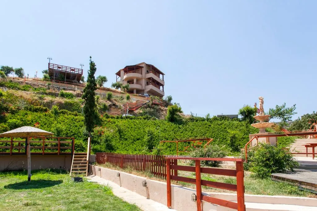 General view, Estate Kares, Crete