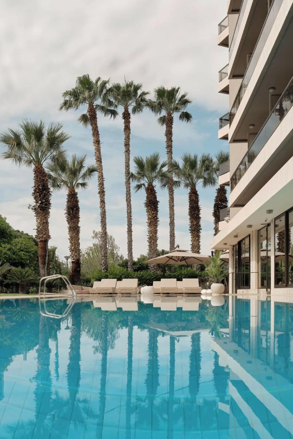 Pool, Golden Sun, Athens