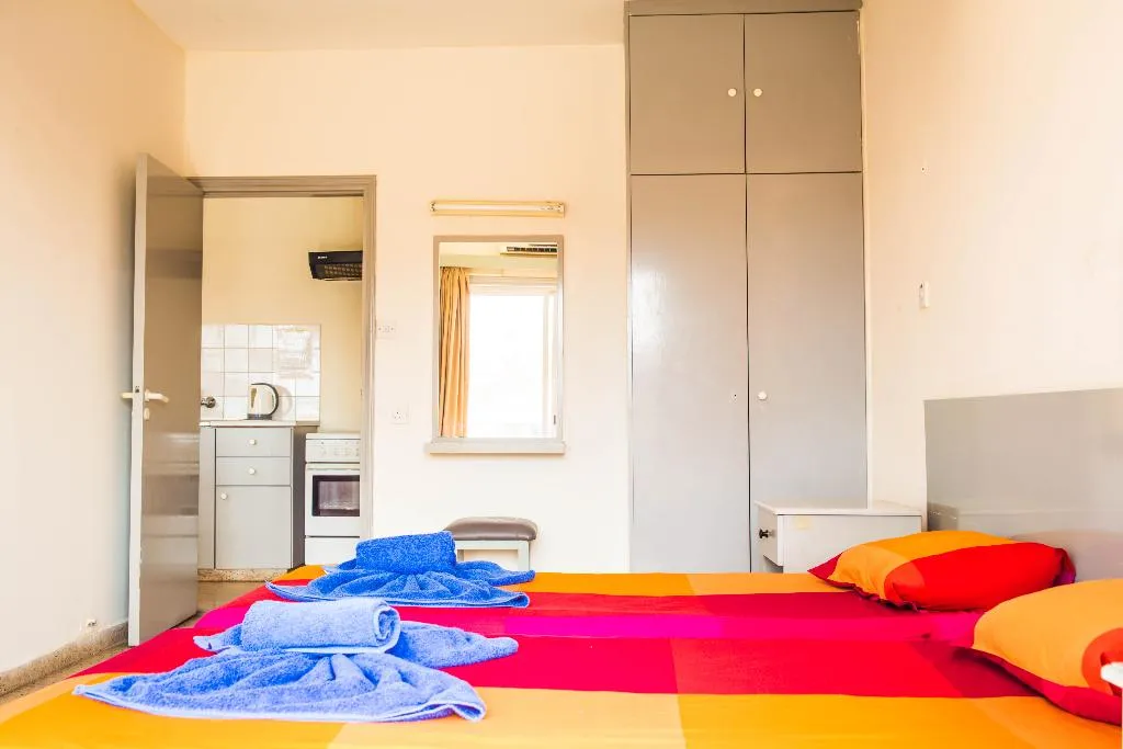 APARTMENT CAPACITY 4 Room, Efi Hotel, Cyprus